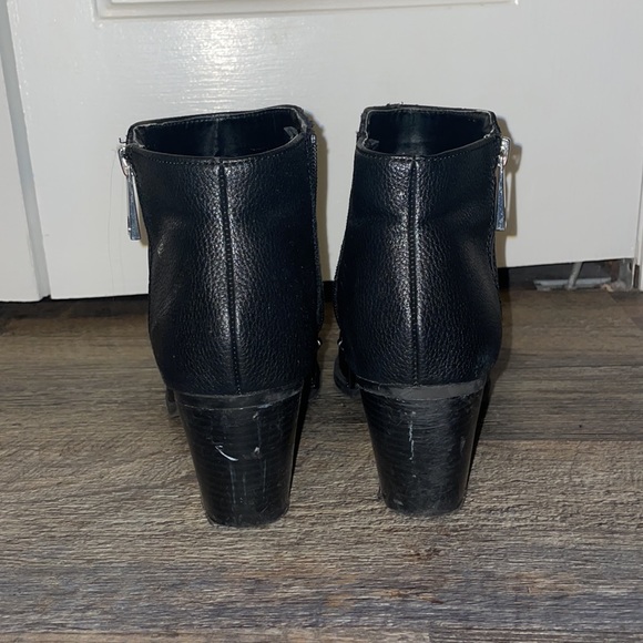 BLACK BOOTIES - Picture 3 of 4